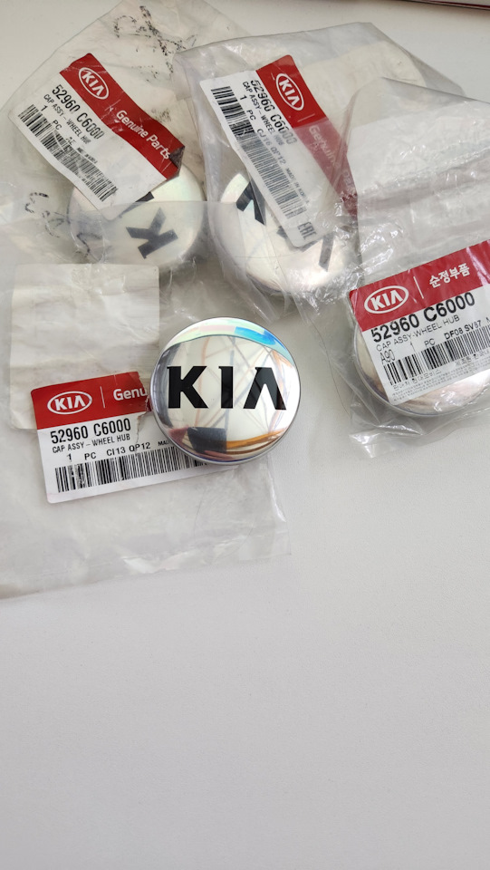 КОЛПАЧЕК ЛИТОГО ДИСКА/K CAP ASSYWHEEL HUB на KIA Cerato (4G), KIA Ceed