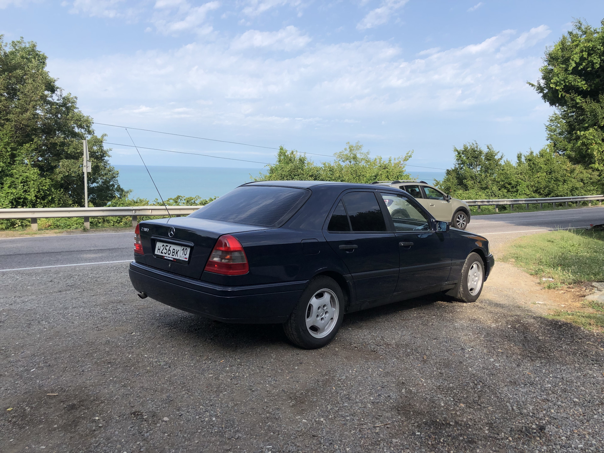 Поездка на юг. Спуск вниз, катимся наверх! — Mercedes-Benz C-class (W202),  1,8 л, 1996 года | покатушки | DRIVE2