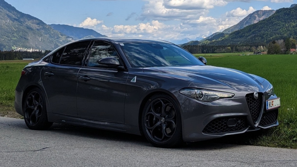 Alfa Romeo Giulia (952) 2.0 бензиновый 2019 | Q2 на DRIVE2