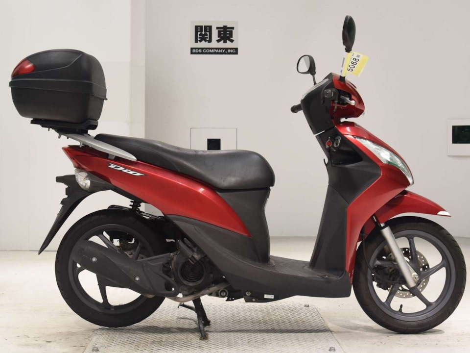 Dio 110. Хонда дио 110. Скутер Хонда 110. Honda Dio 110 отзывы. Скутер 110 купе фото.