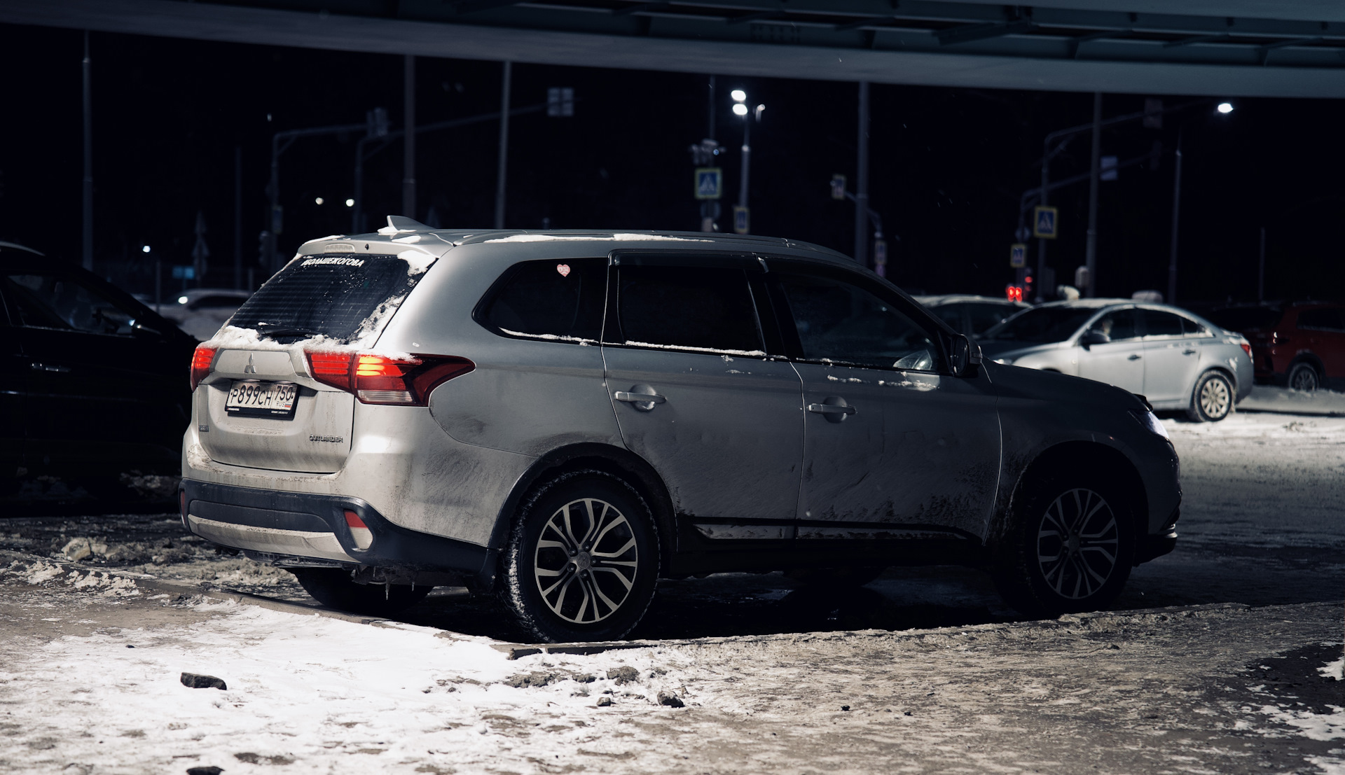 Чем заменить Mitsubishi Outlander в 2023 до 4.000.0000₽ — Mitsubishi  Outlander (3G), 2,4 л, 2018 года | просто так | DRIVE2