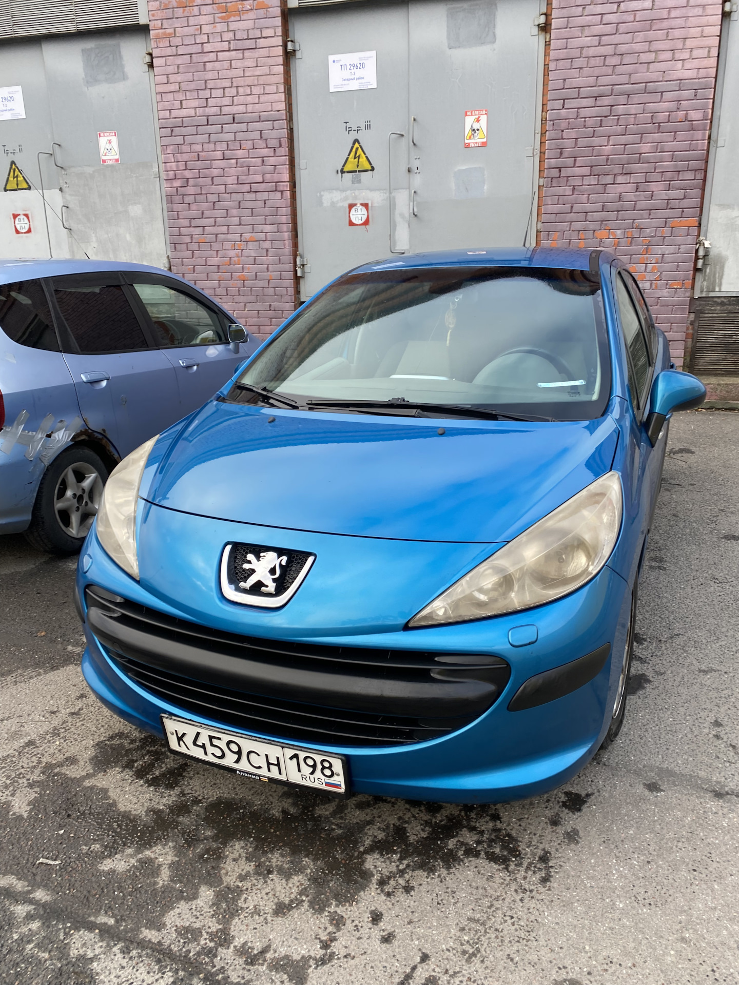 Peugeot 207 новая