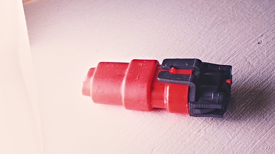 Не работает мотор печки? Горит пердохранитель обогрева? Проверяем ...