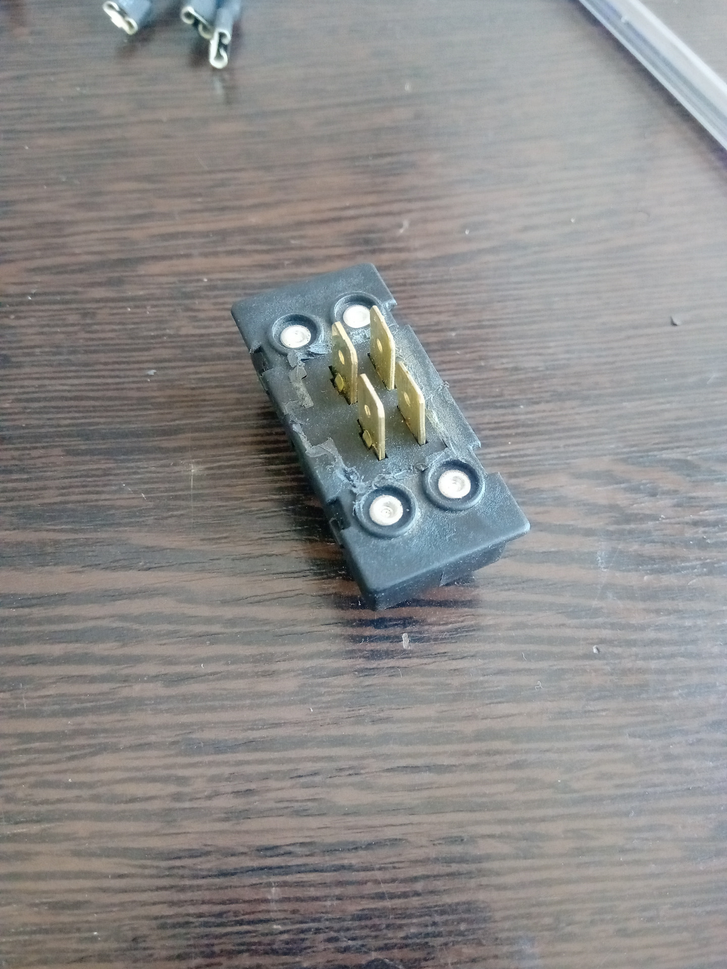 Бардачок в машину вместо магнитолы - 90 фото