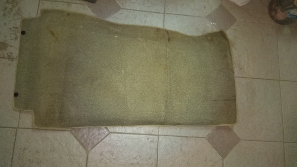 Ковры и комплект ковролина на Mercedes-Benz W123. Б/у | 6 000 ₽ в ...