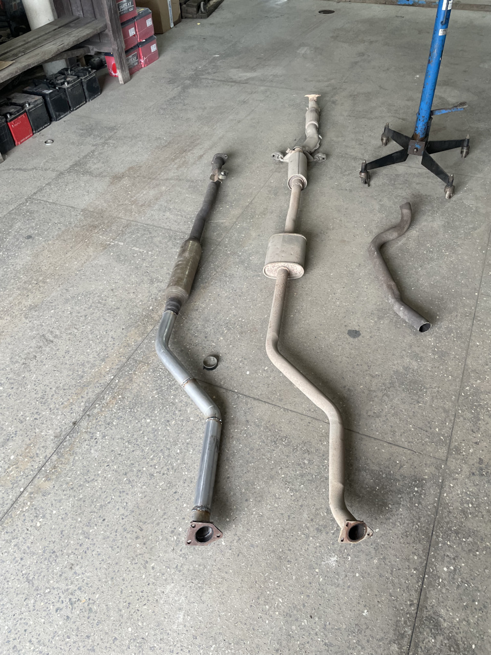 Разница в диаметрах всего несколько мм, но эта разница всё равно заметна — Mitsubishi Lancer IX