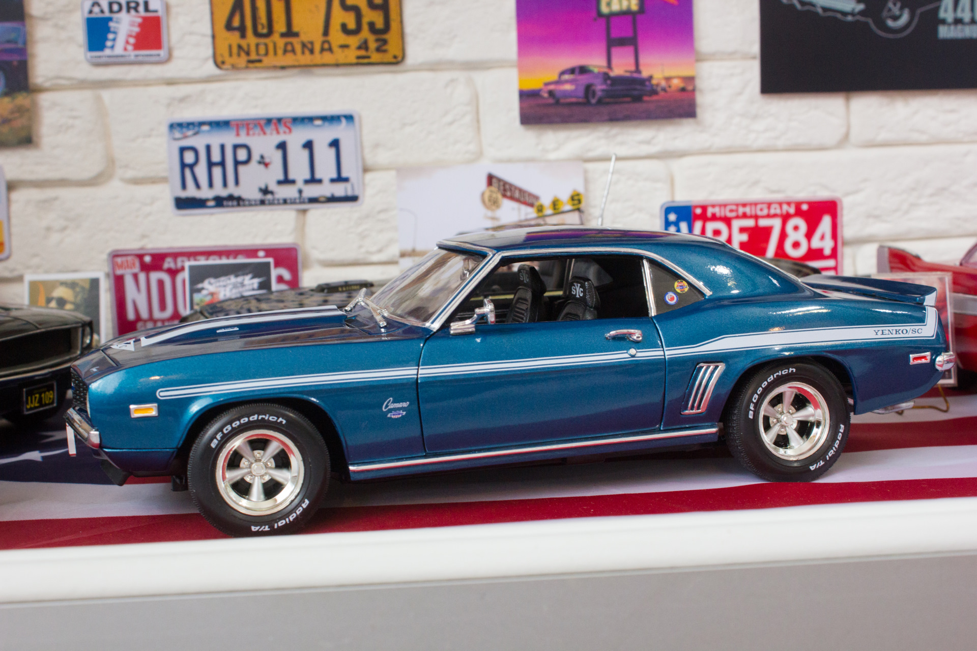 1/18 Chevrolet Camaro ZL1 1969 фирмы ERTL (постройка Chevrolet Camaro Yenko  из 