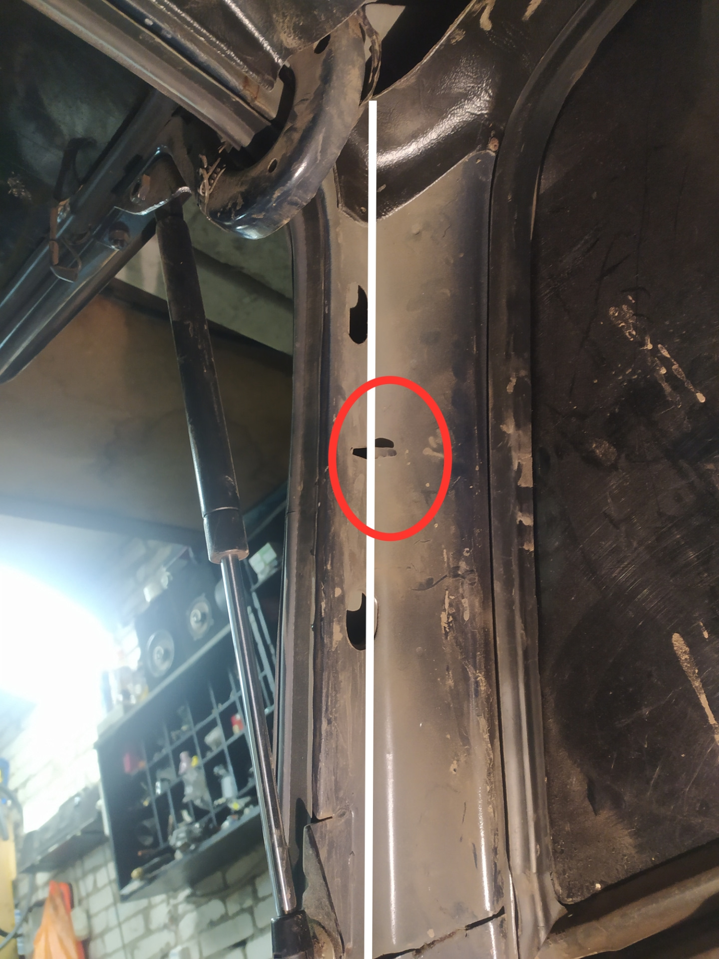 Перегорает предохранитель освещения салона и стоп-сигналов (КЗ ...