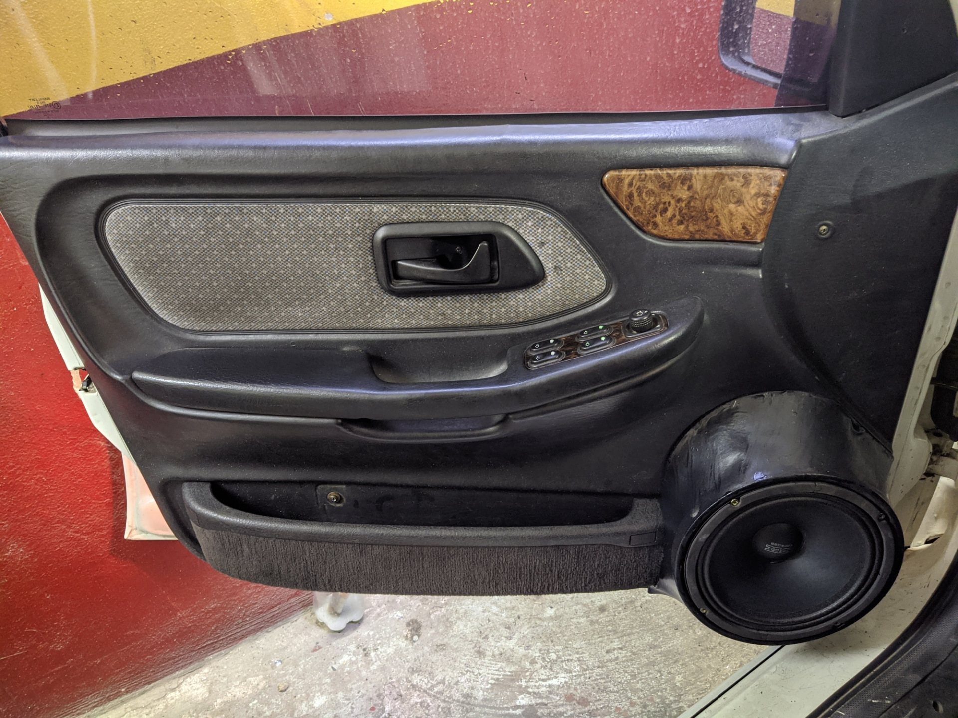 20см динамики в дверь) — Ford Scorpio I, 2 л, 1992 года | автозвук | DRIVE2