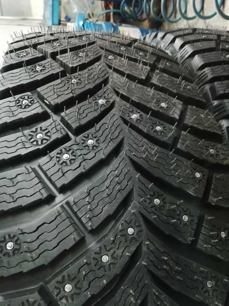 Michelin x ice north 4 185. Michelin x-Ice North xin4. Michelin x-Ice North xin3 год выпуска. Michelin x-Ice North бу.