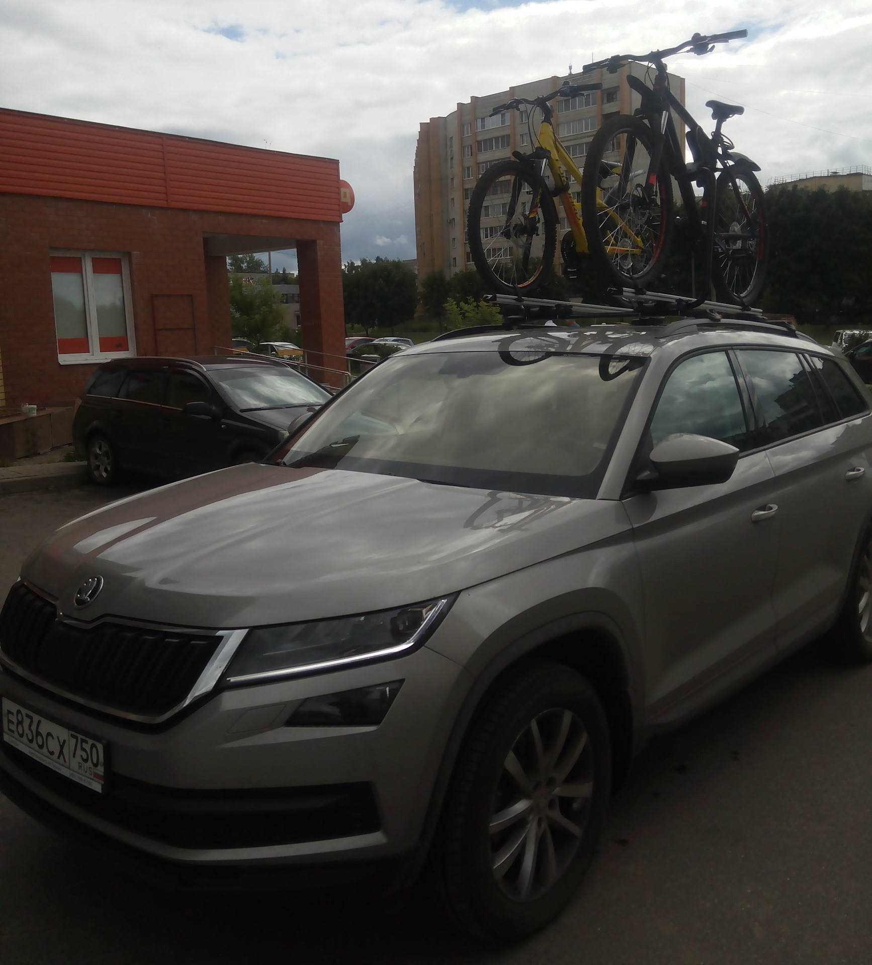 Lux smart. Багажник на Skoda Kodiaq Thule. Thule WINGBAR Edge 9582 Skoda Kodiaq. Thule WINGBAR Skoda Kodiaq. Thule Skoda Kodiaq.