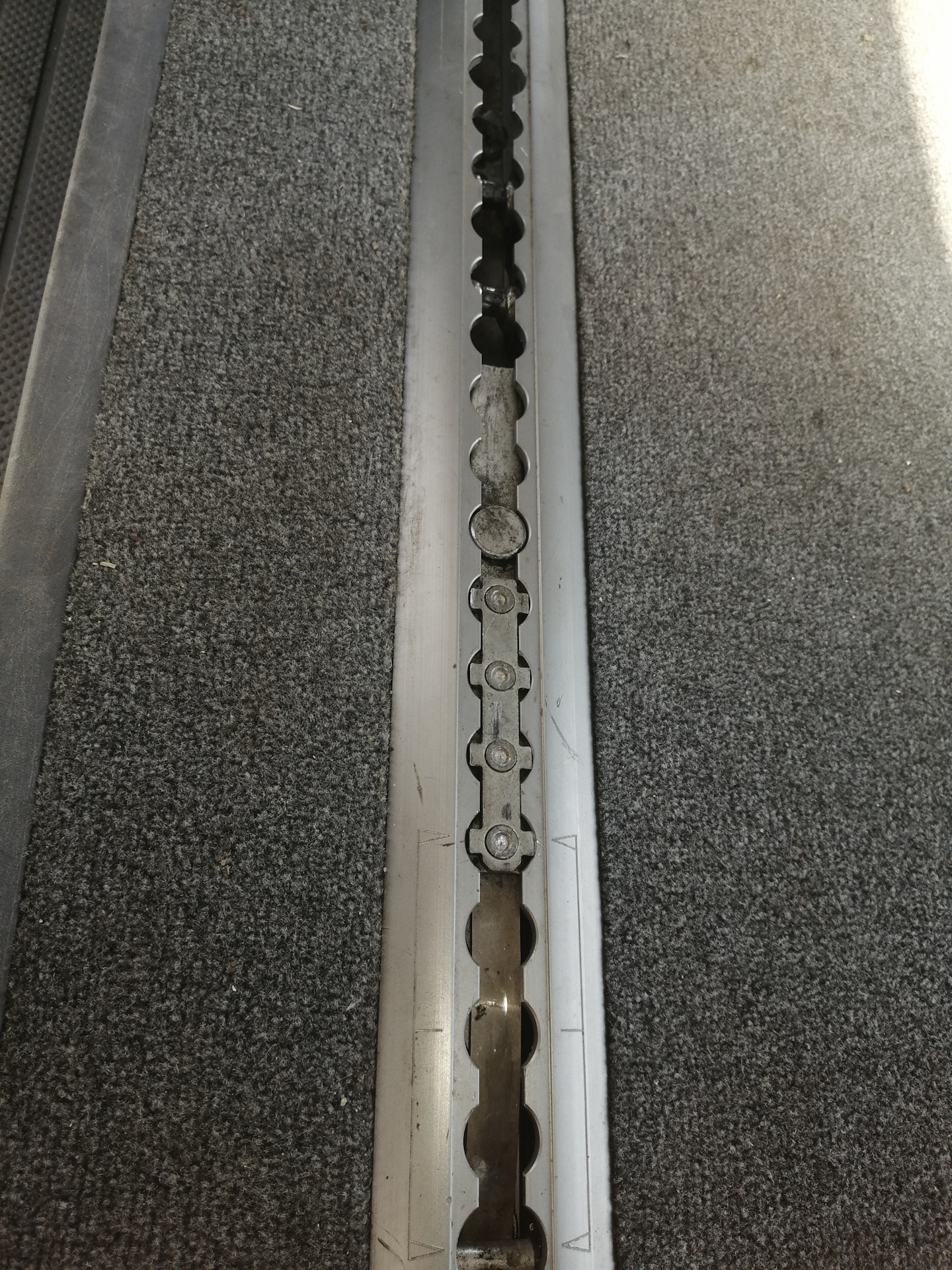 Замена рельс и увеличение места в салоне. — Mercedes-Benz Viano (W639 ...