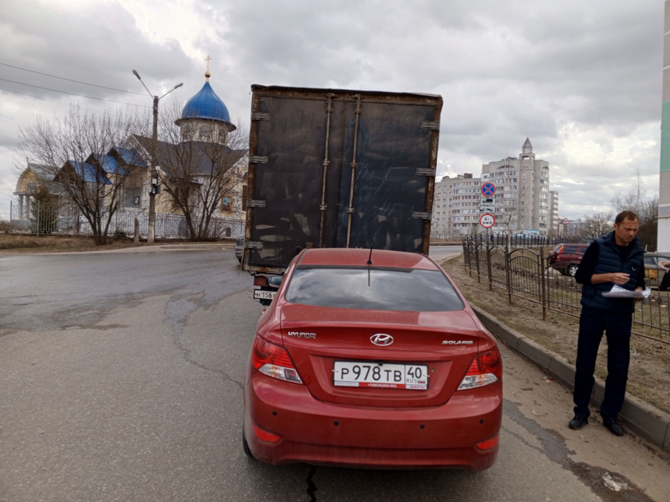 Дтп.для истории — Hyundai Solaris (1G), 1,4 л, 2012 года | ДТП | DRIVE2