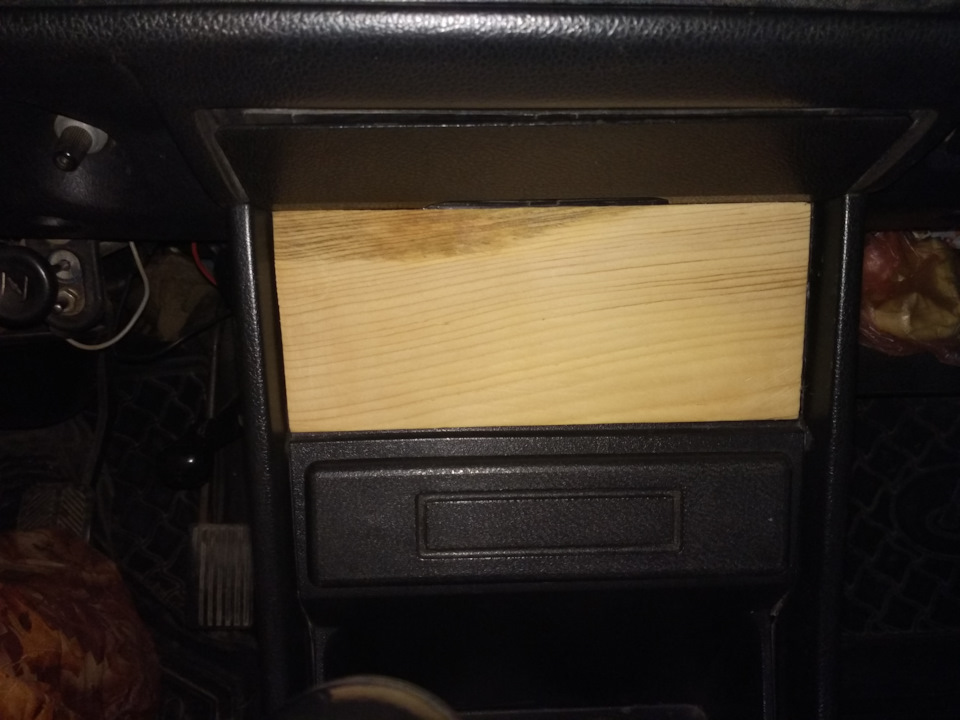 Дерево в салоне ВАЗ 2107. Накладка для часов. Часть 1. — Lada 21074, 1 ...