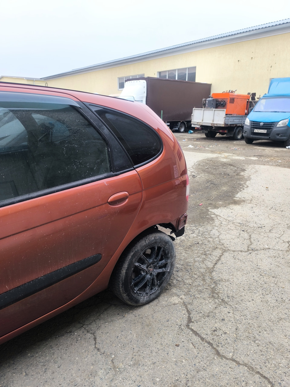 Фото в бортжурнале Renault Scenic I