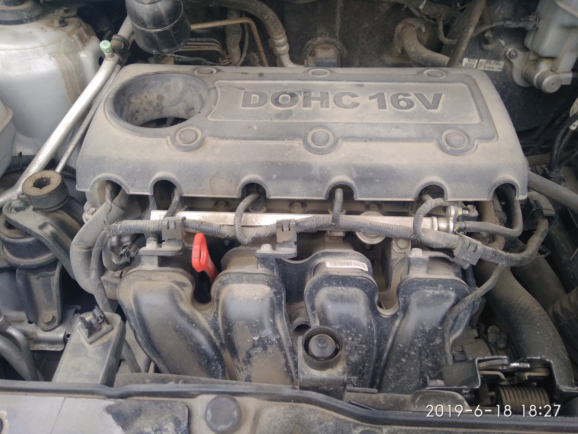 Фе бензин. Снятие форсунок Hyundai ix35. Форсунки Хендай ix35 бензин. Форсунки ix35 дизель 4wd. Полярность на форсунках Хендай ix35.