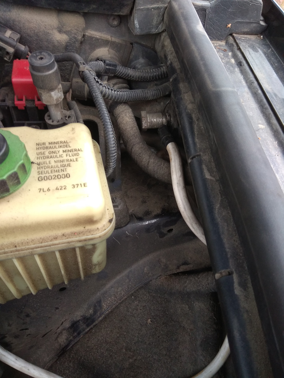 Крышка бочка тормозной жидкости — Chevrolet Cruze (1G), 1,8 л, 2012 ...