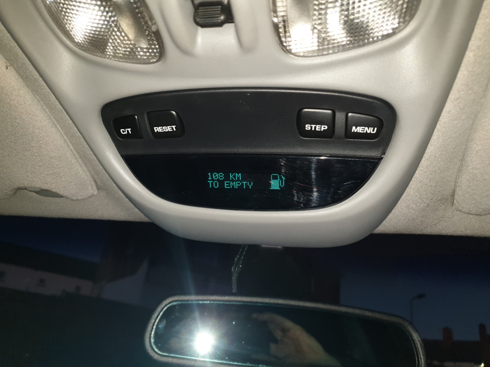 Уровень топлива на приборке. — Jeep Grand Cherokee (WJ), 2,7 л, 2004 ...