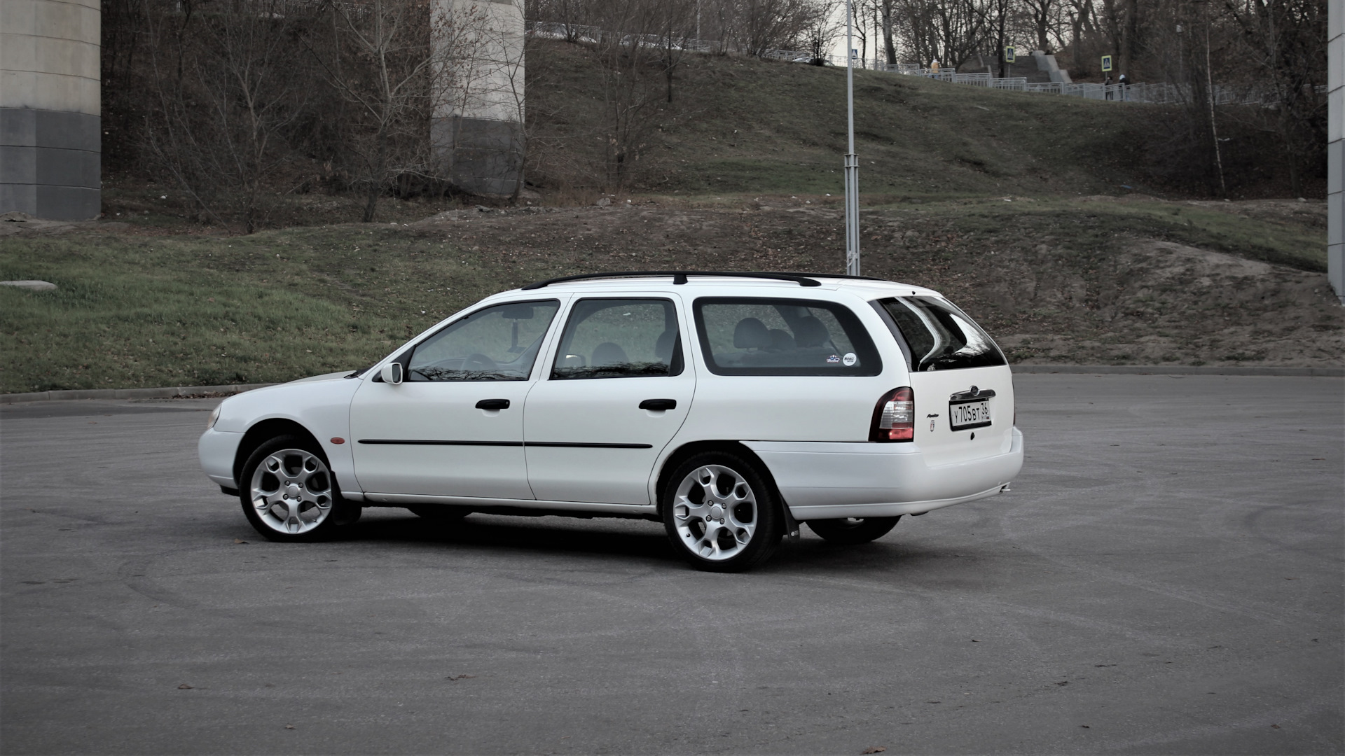 Ford Mondeo II 1.8 бензиновый 1997 | Mk2 🌏Travel Wagon на DRIVE2