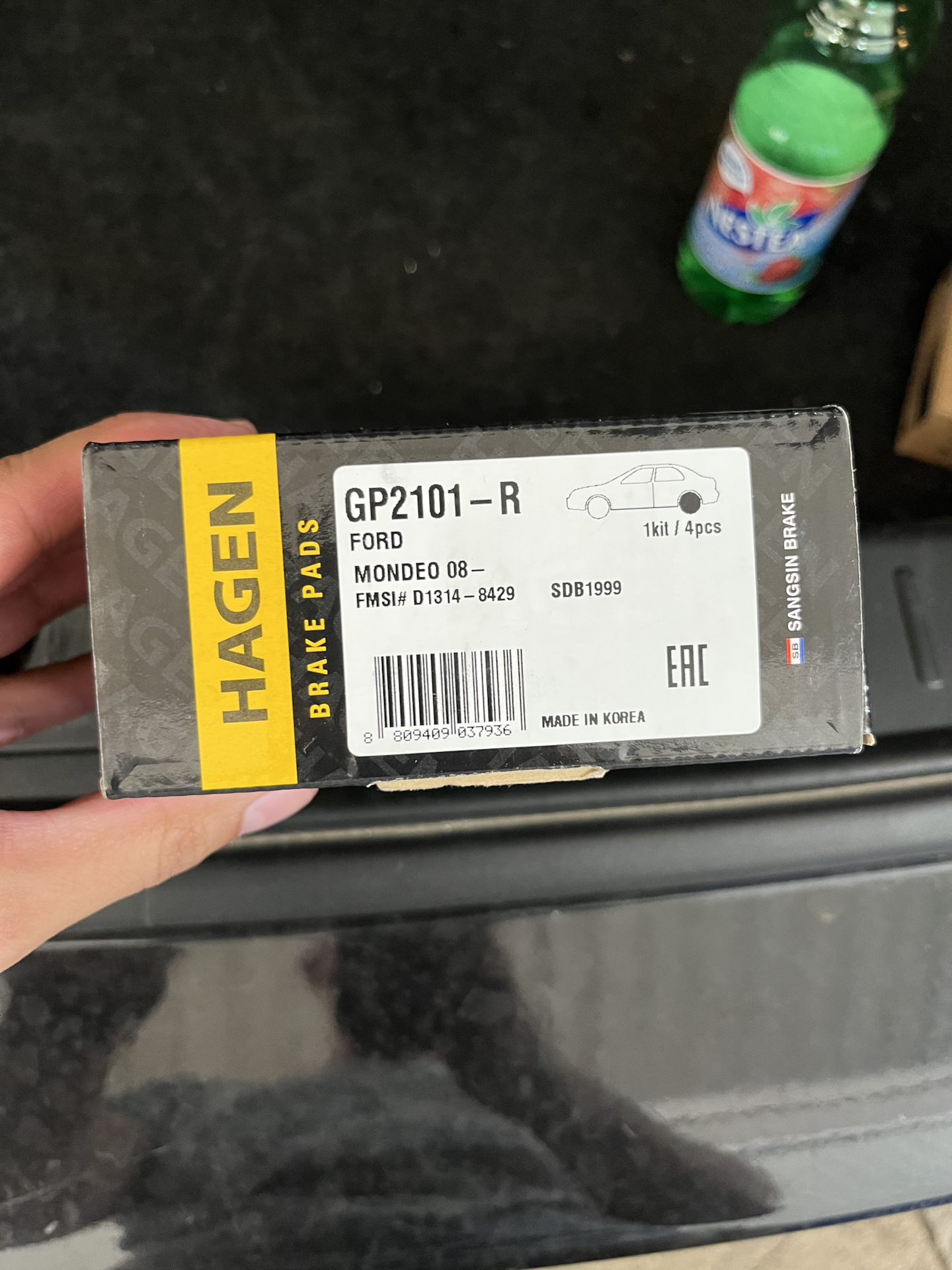 Замена задних тормозных колодок — Volvo S80 (2G), 2,5 л, 2007 года ...