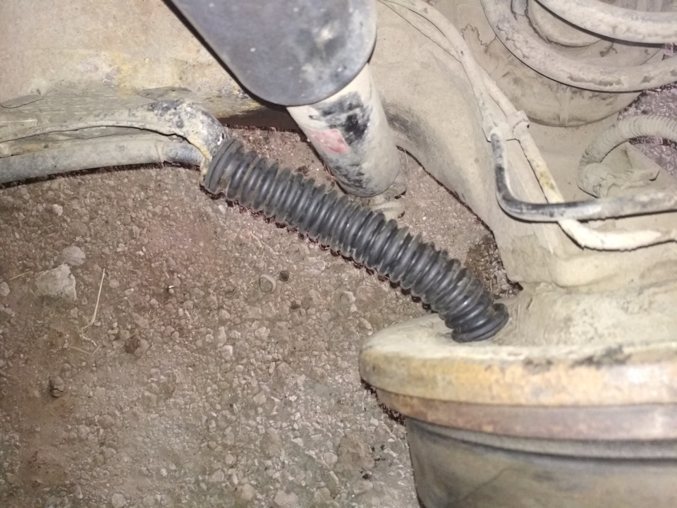 Гофры на открытые участки троса ручника — DRIVE2