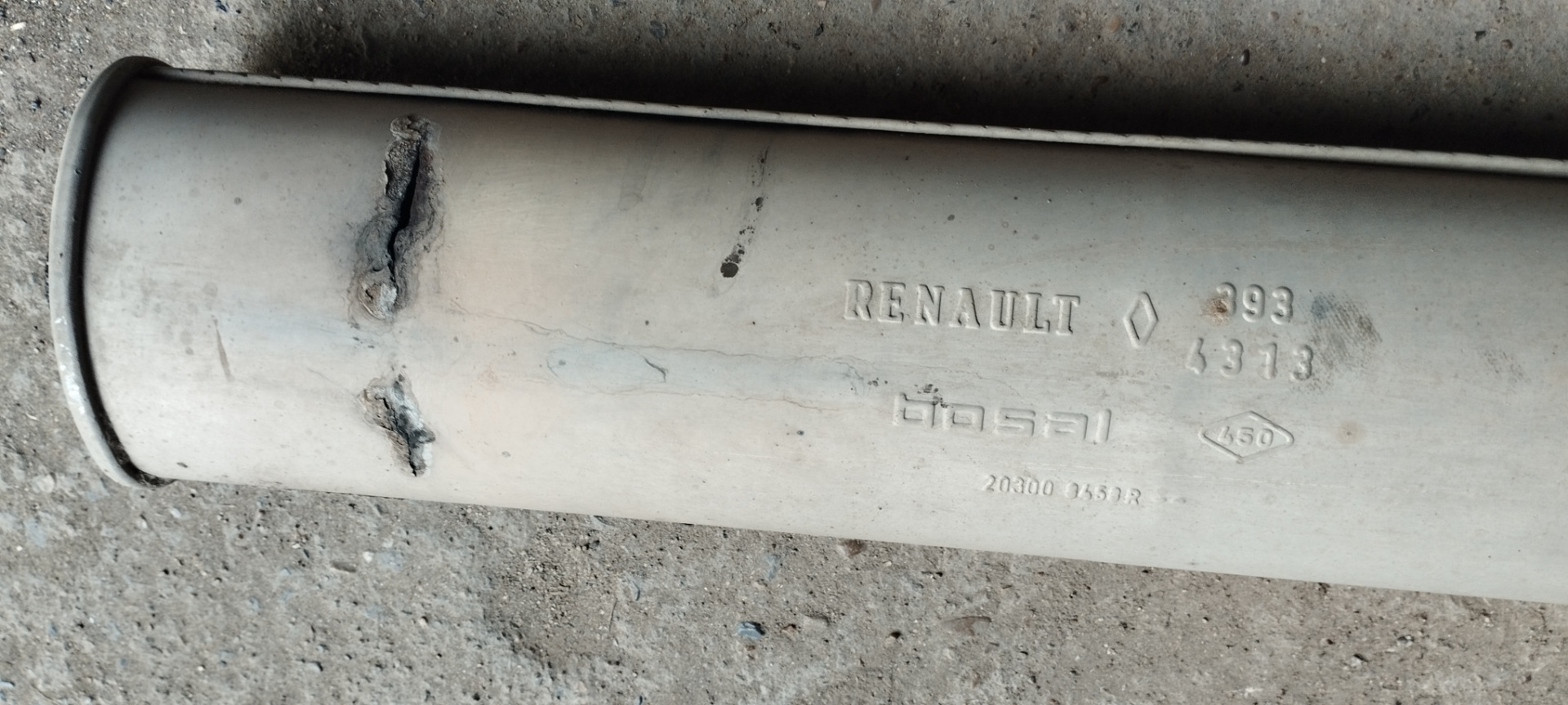 Замена резонатора — Renault Duster (1G), 2 л, 2013 года | визит на ...
