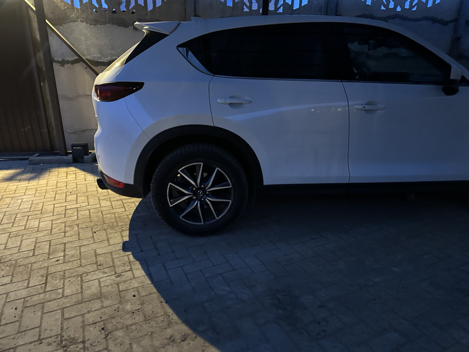 Насадки на глушитель акрапович — Mazda CX-5 (2G), 2,5 л, 2018 года ...