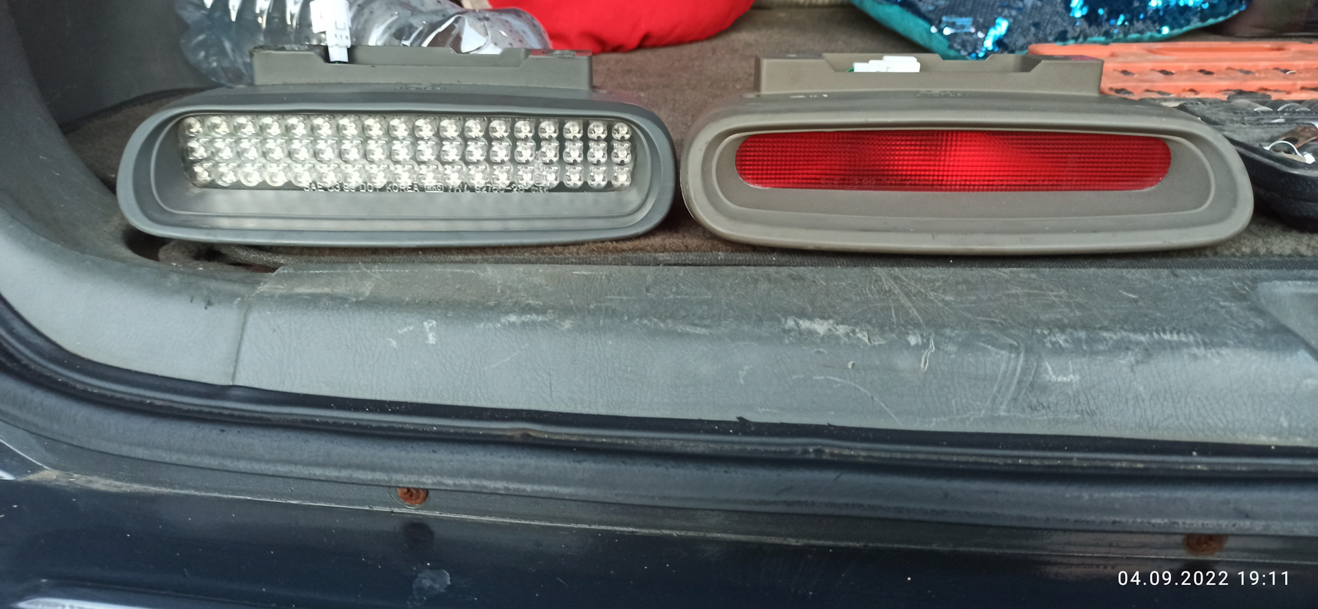 Повторитель стоп сигнала — Hyundai Santa Fe (1G), 2,7 л, 2001 года ...