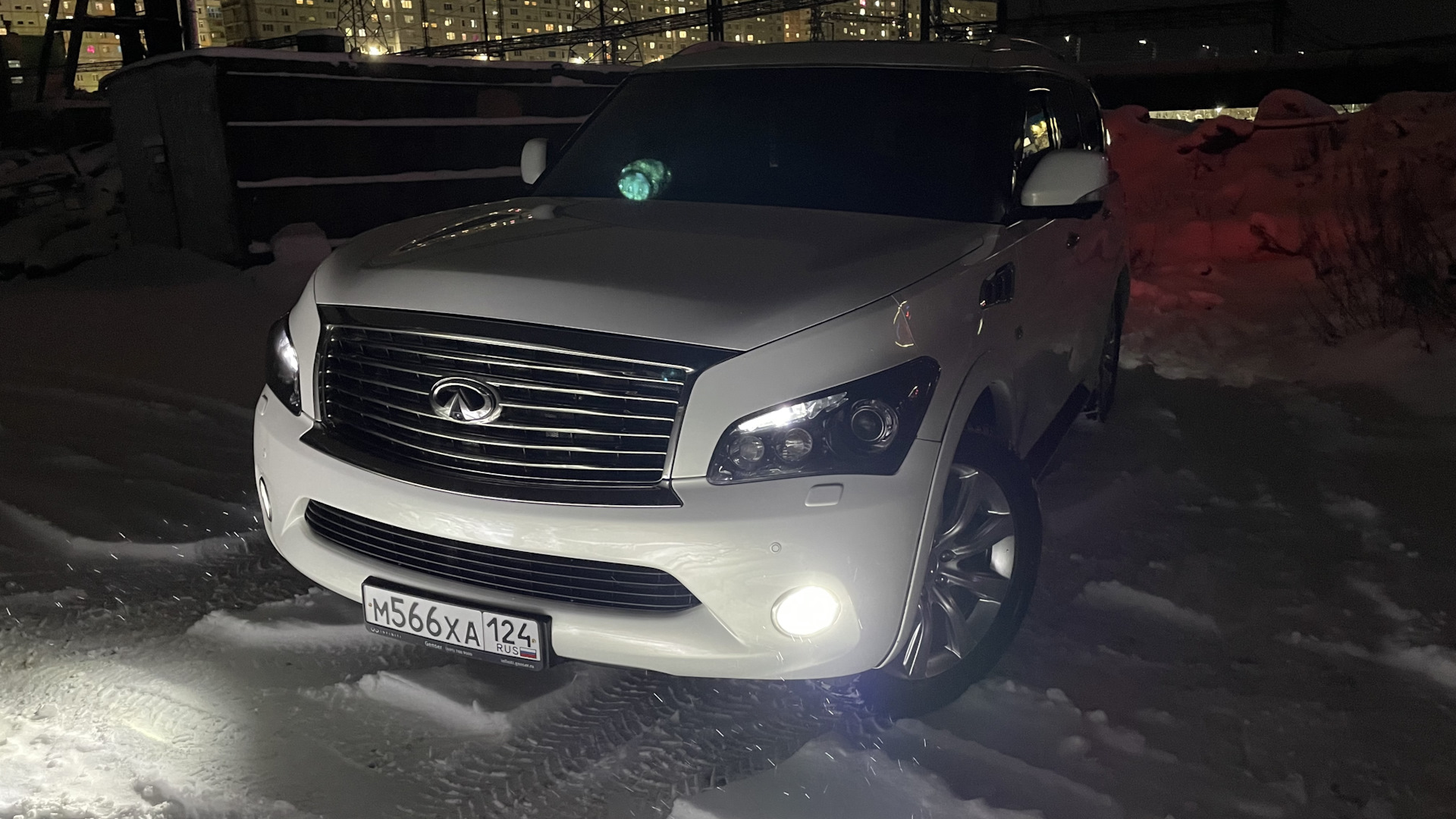 Infiniti QX56 2G 5 6 бензиновый 2013 XXX на DRIVE2 