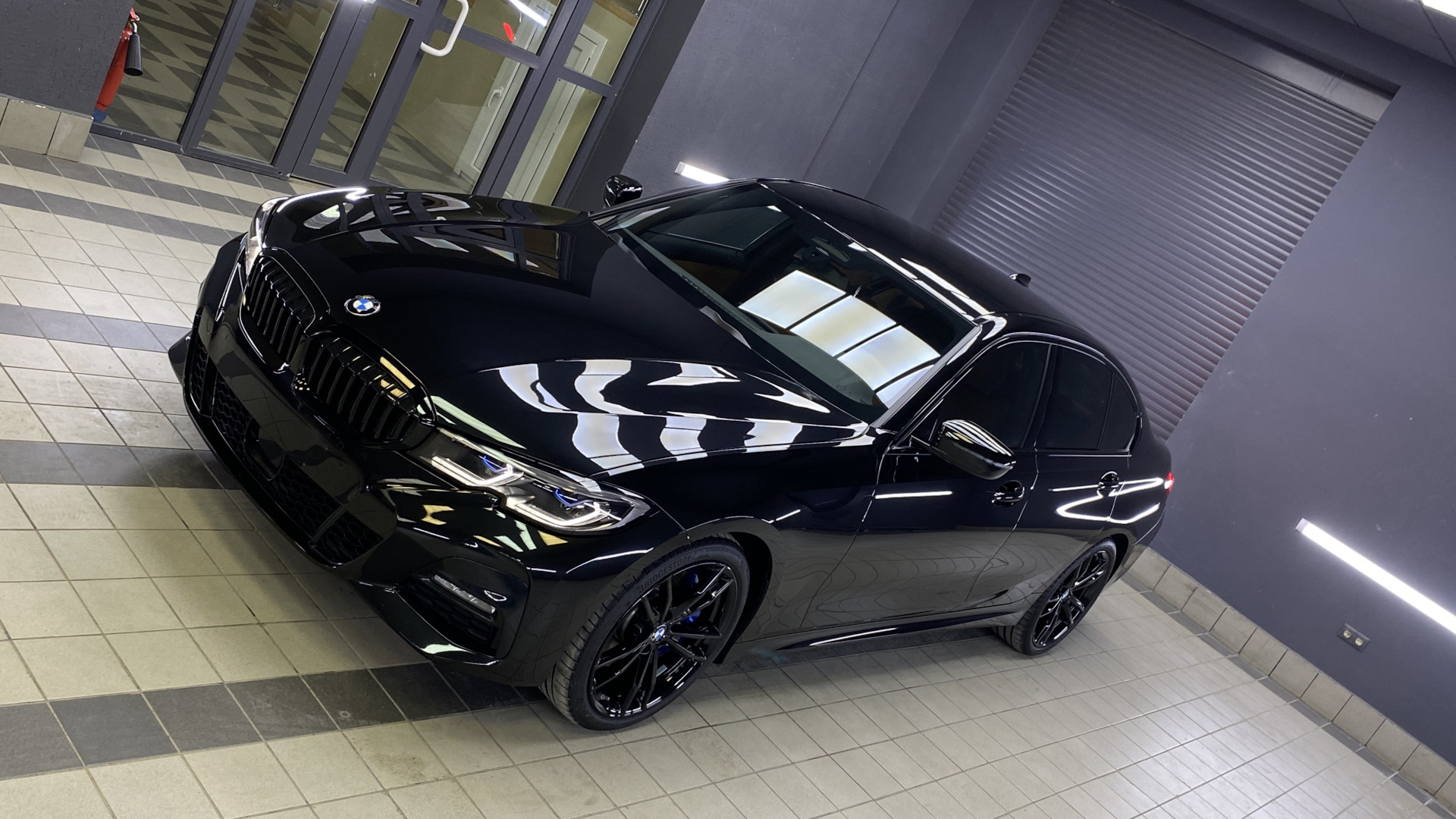 BMW g20 Black