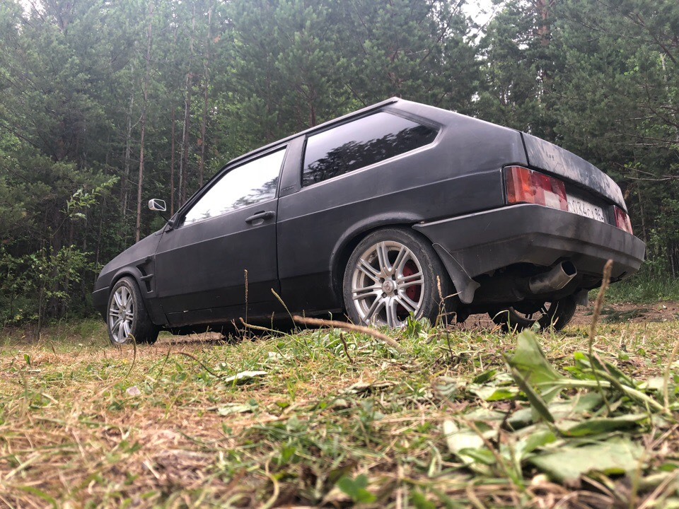 Lada 2108 черная