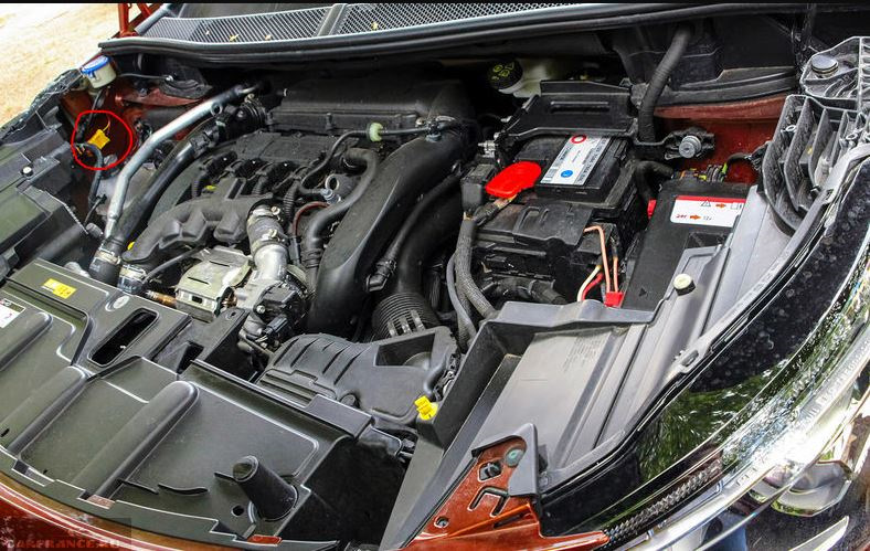 Как снять аккумулятор на пежо 3008 Пробег 6500. Делюсь впечатлениями - Peugeot 3008 (2G), 1,6 л, 2018 года наблюден