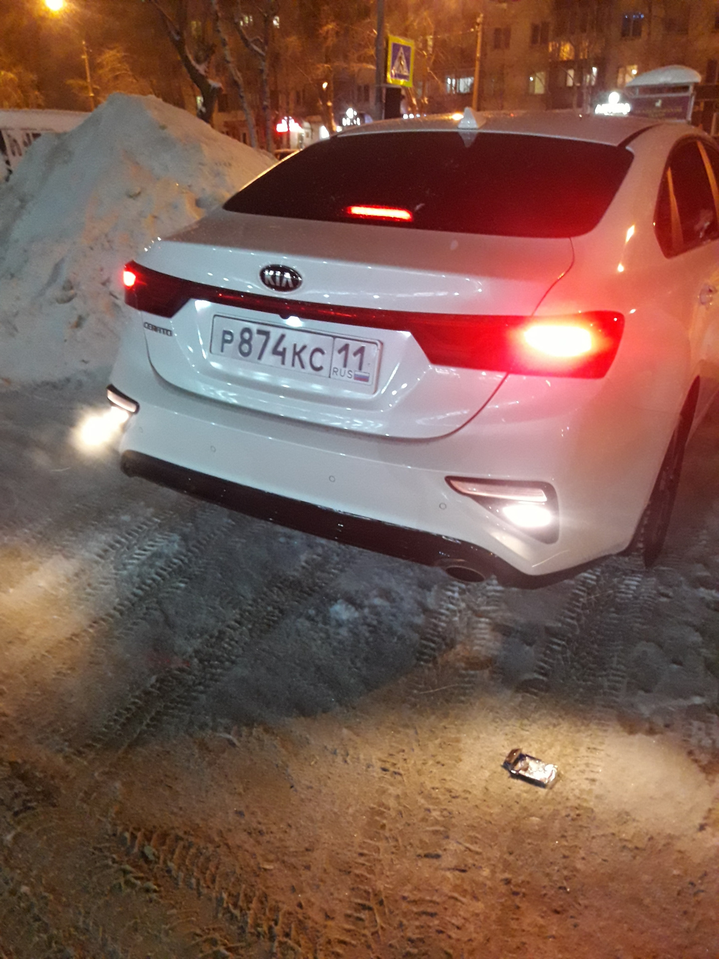 Как поменять лампочки kia cerato Поворотники и задний ход. - KIA Cerato (4G), 2 л, 2018 года наблюдение DRIVE2