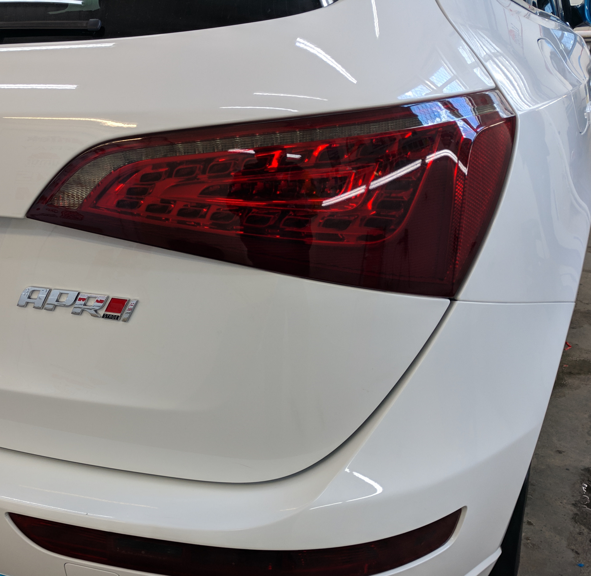 круз красный тонировка задних фар. тонированные задние фонари. тонировка задних фар rx330. тонировка задних фонарей пленкой. шевроле круз тонированные задние фары.