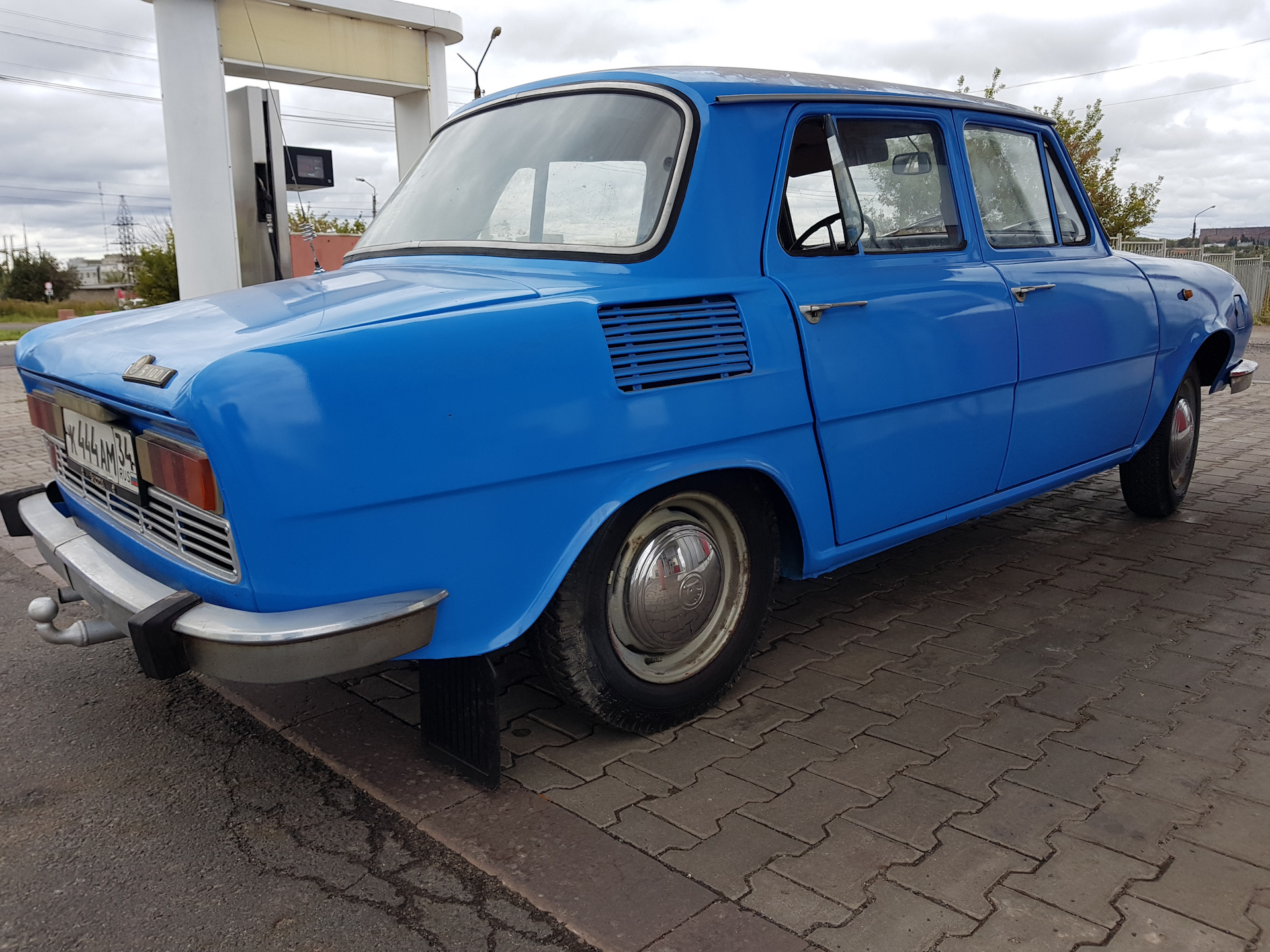 Шкода 100. Skoda 100/110. Skoda 100 LS. Шкода 100 и Запорожец. Skoda 100/17.