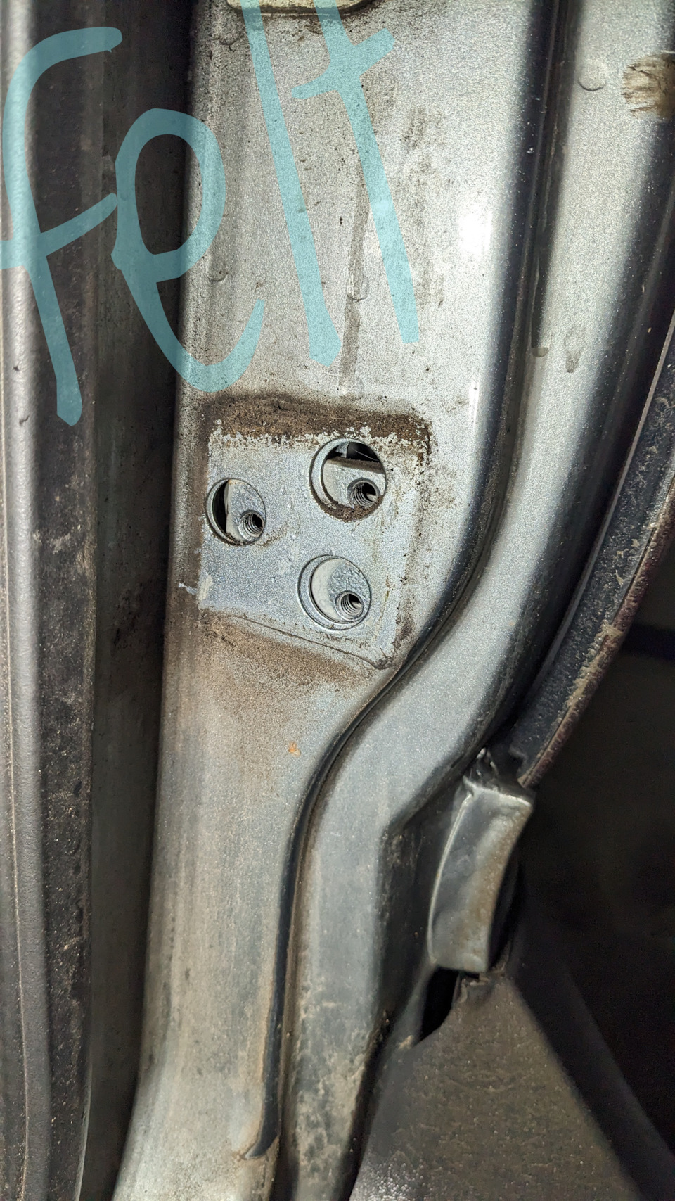 Стучит задняя дверь. Замена Шипа замка двери задка 2123 — Chevrolet ...