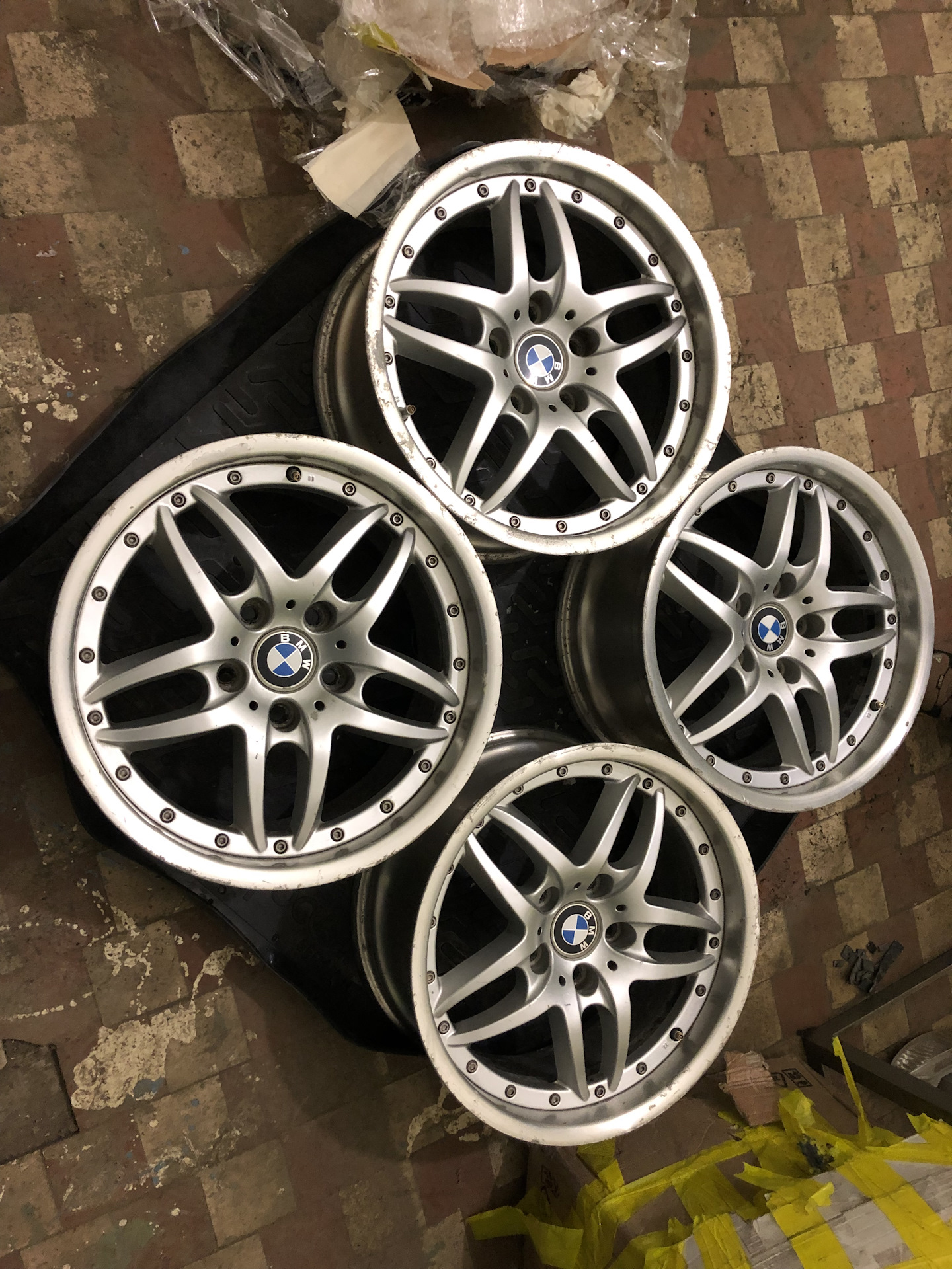 Диски бмв е38 r16. Стиль диск 1. Бмв стили дисков р19. Стиль диск 1. Диски bmw m1 sport.