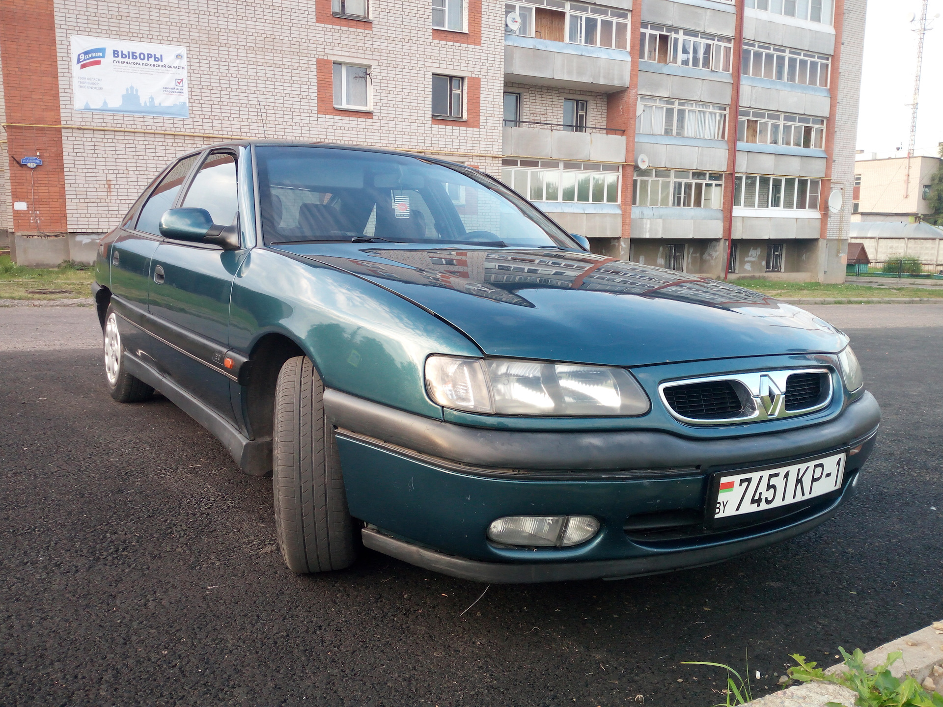 Сафран. Рено Сафран 1998 2.4. Рено Сафран 1998 2.0. Renault Safrane 1998. Рено Сафран 1997.