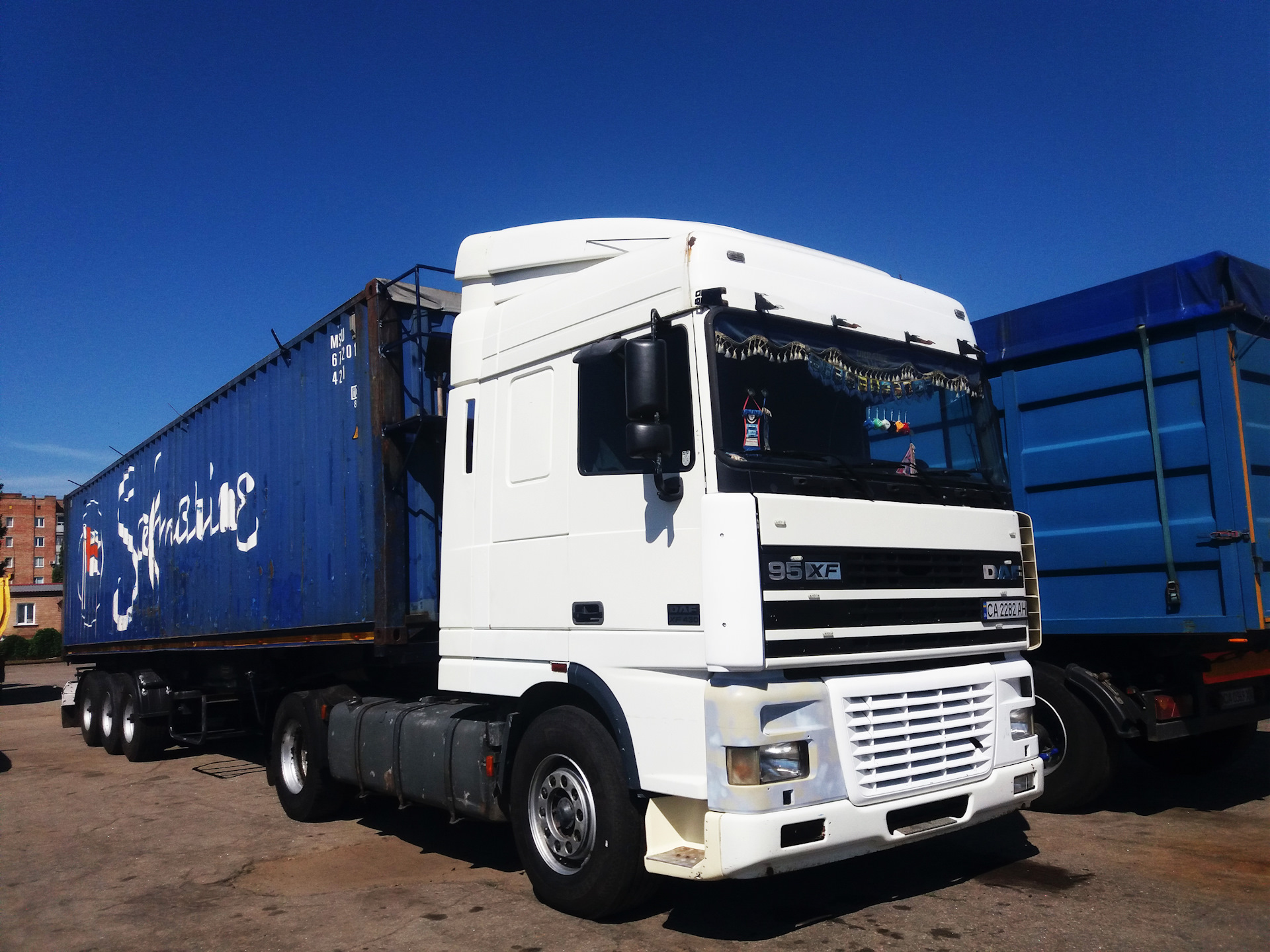 Даф 95 xf. DAF XF95.430. Даф 95 XF 430. DAF 95 430. DAF FX 95 430.