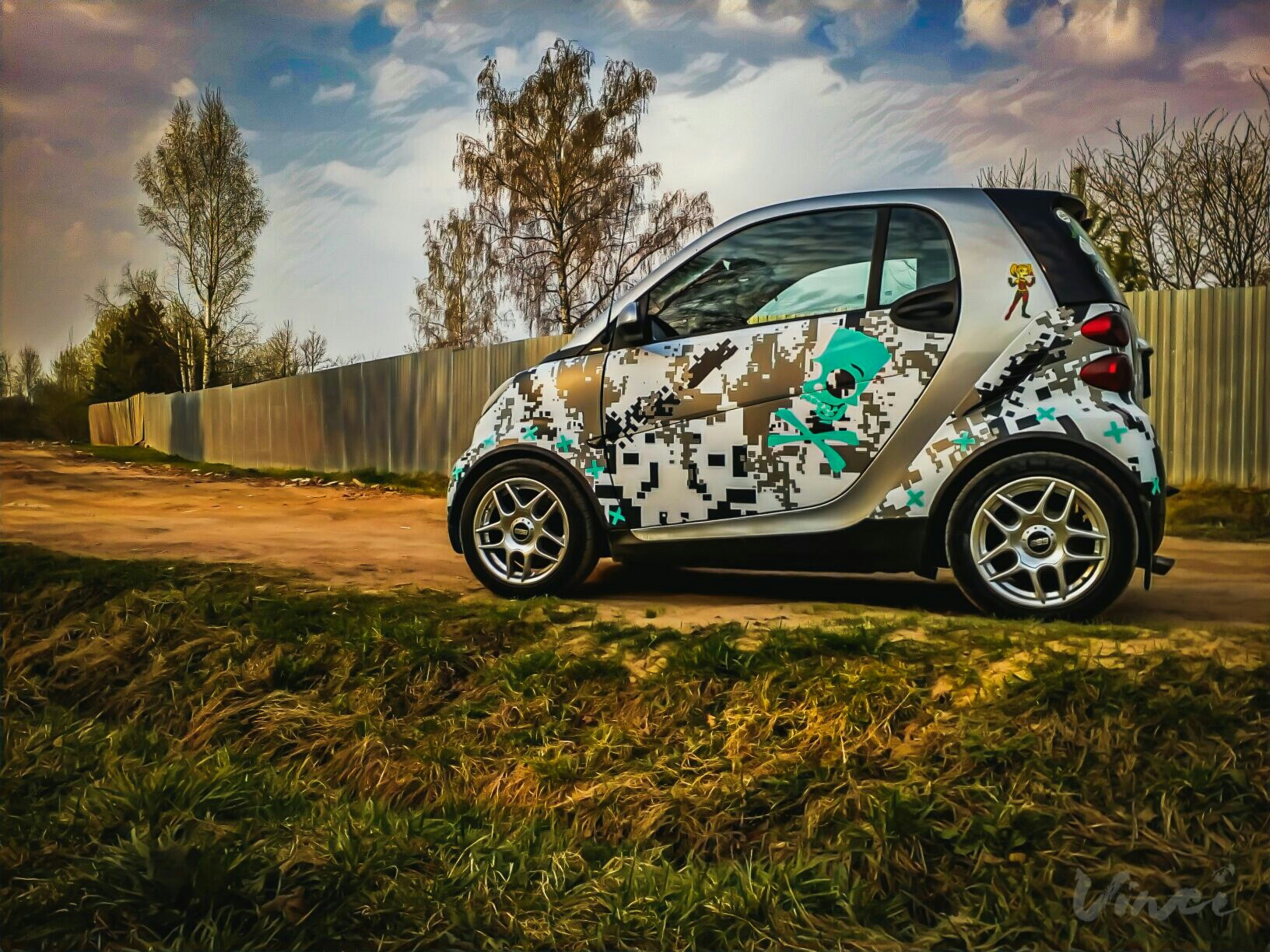 Smart fortwo. Smart Fortwo (2-е поколение). Бешеная табуретка Smart. Smart Fortwo в камуфляже. Бешеная табуретка Мерседес смарт.