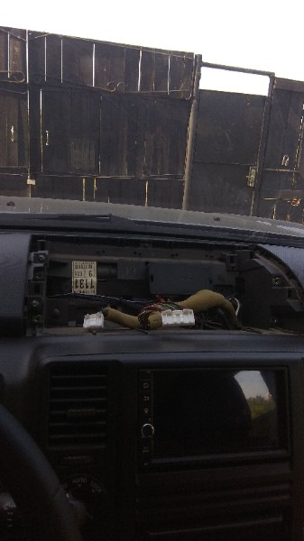 OlAAAgE3HuA 960 Как открыть бензобак ниссан икстрейл