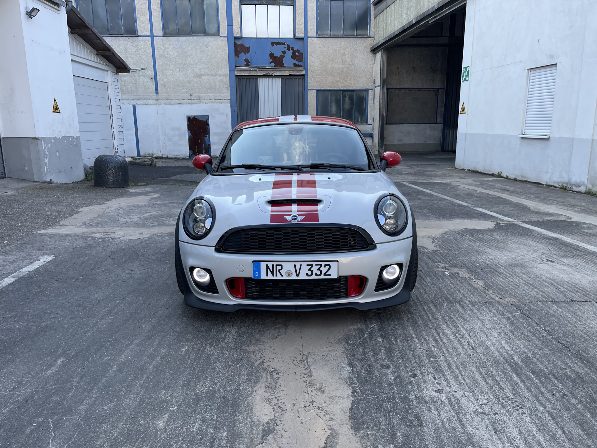 Че по доводчикам на R5x? — MINI Coupe S, 1,6 л, 2013 года | электроника ...