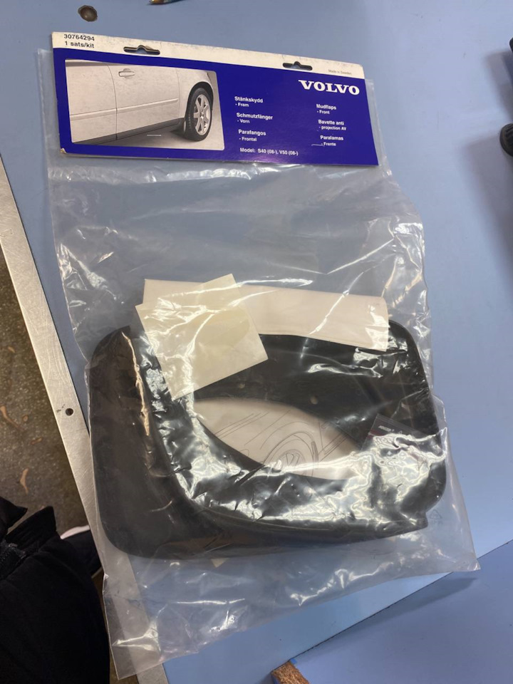 Брызговики на Volvo s40 и v50 на Volvo V50. | 2 500 ₽ в городе Владимир ...