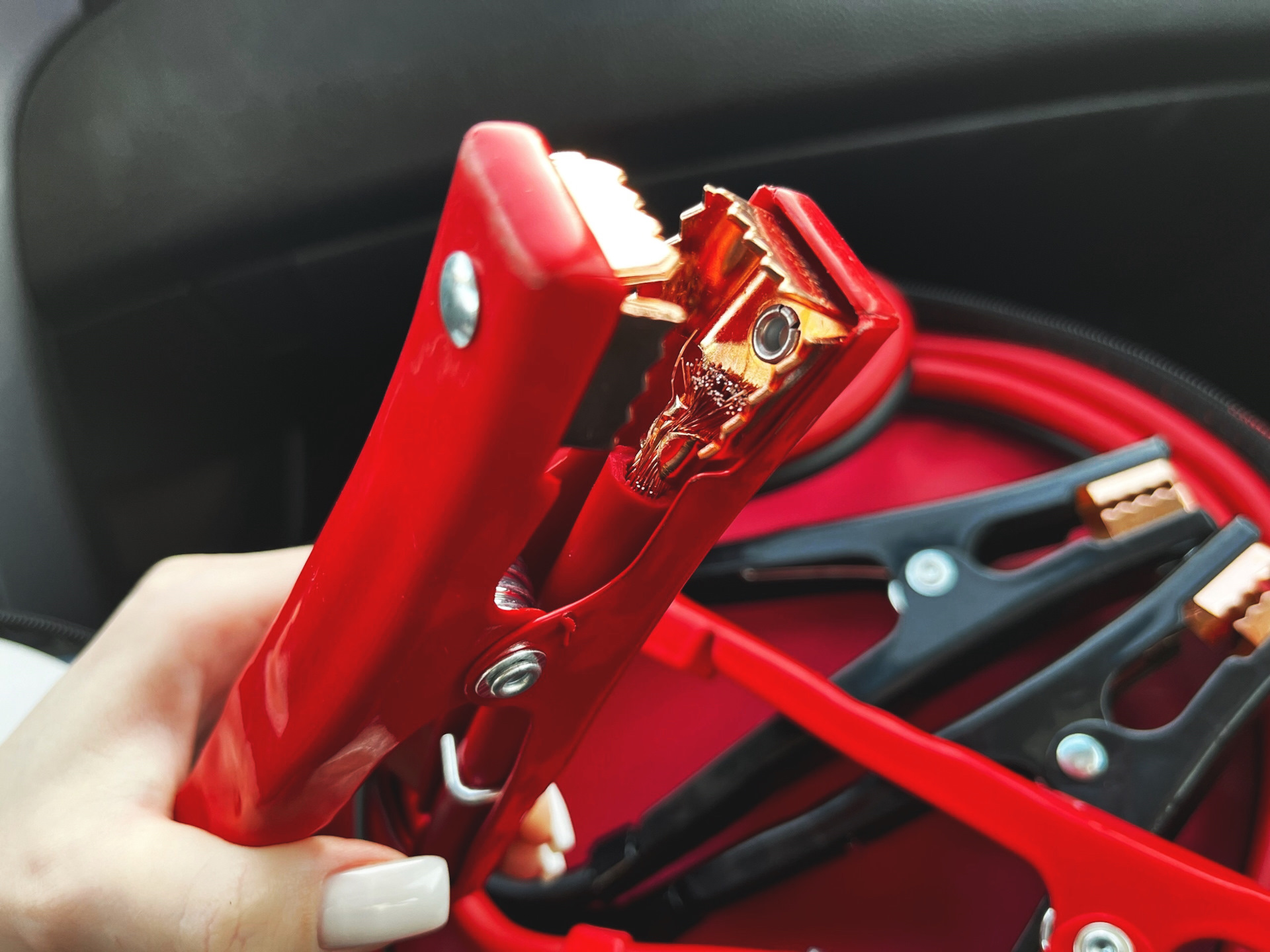 провода прикуривания 1000а. провода для прикуривания автомобиля в упаковке. провода для прикуривания 300a (2,5 м) "старт-напарник", sn300. провода стартовые 200а, 2,3м. провода прикуривания gy003010.