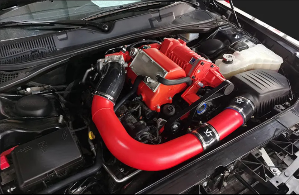 VR Racing Supercharger — Dodge Charger (7G)