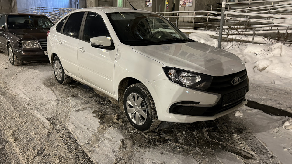 Минусы АвтоВАЗа — Lada Гранта Лифтбек (2-е поколение), 1,6 л, 2023 года ...