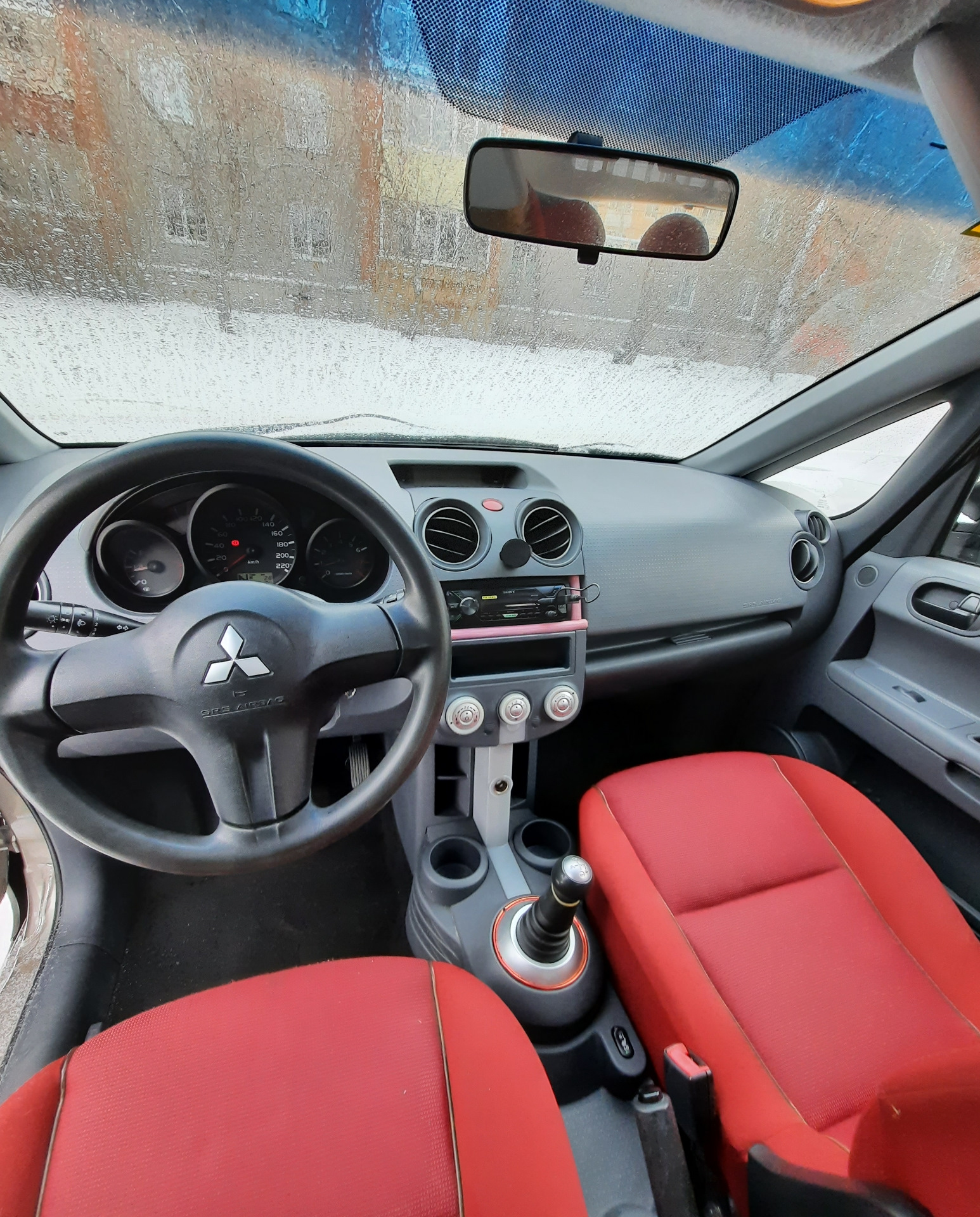 Mitsubishi colt 2008 салон. Mitsubishi colt салон. Мицубиси кольт 2008 салон. Mitsubishi colt 1. Mitsubishi colt czc.