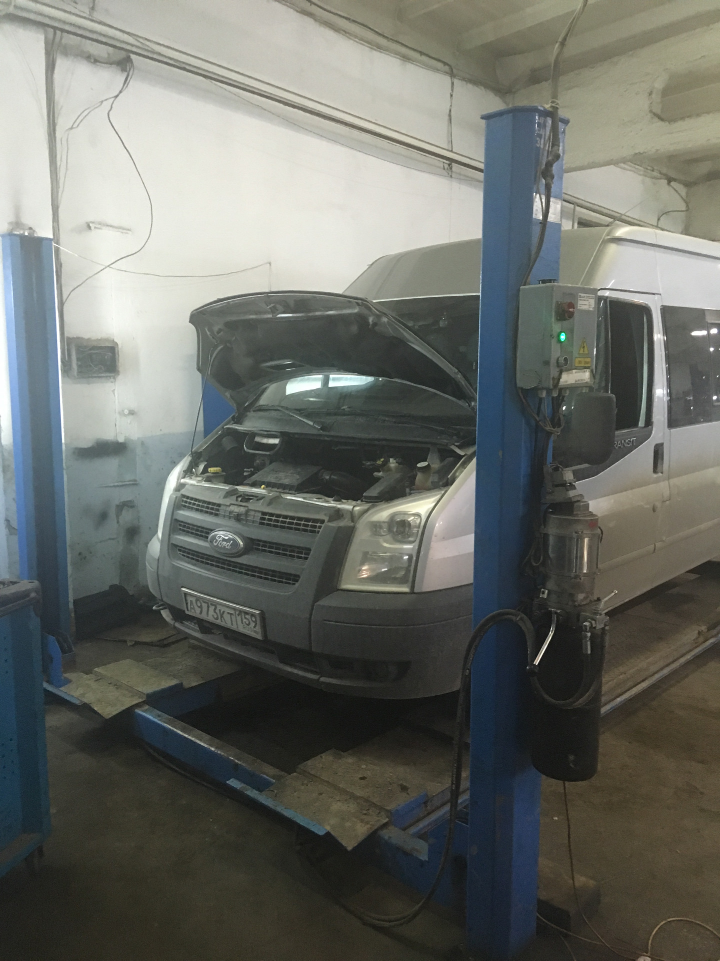 Замена всех роликов, ремней и ГУРА . — Ford Transit (7G), 2,2 л, 2010 ...