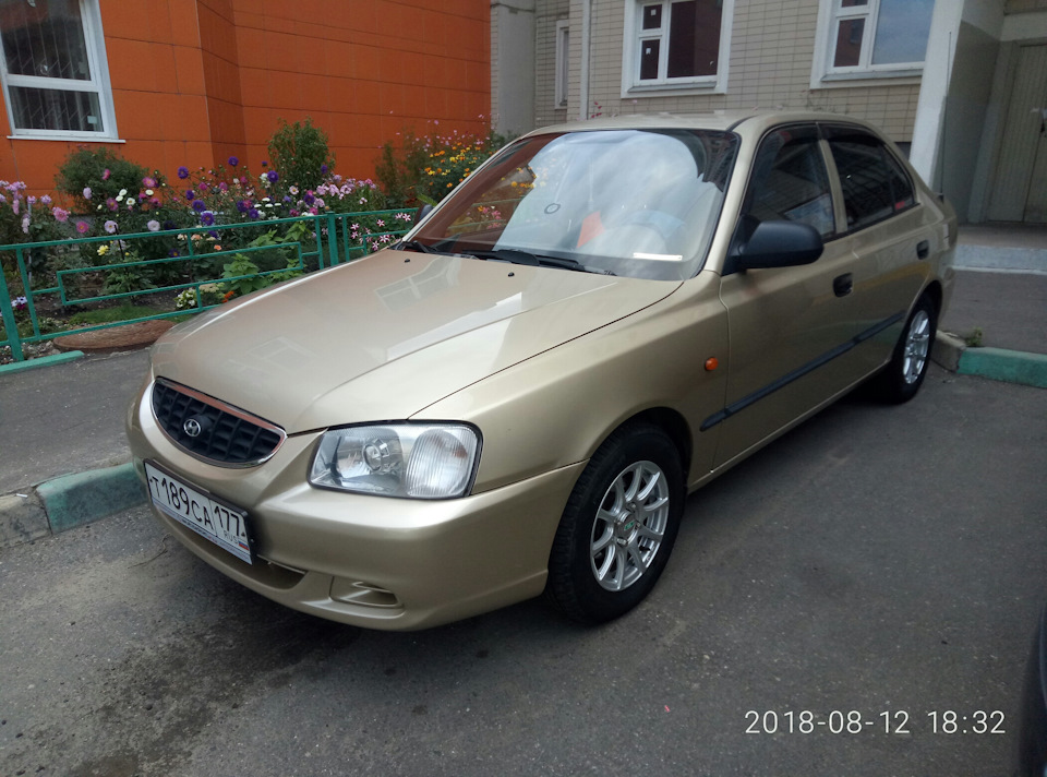 Клапанная крышка hyundai accent