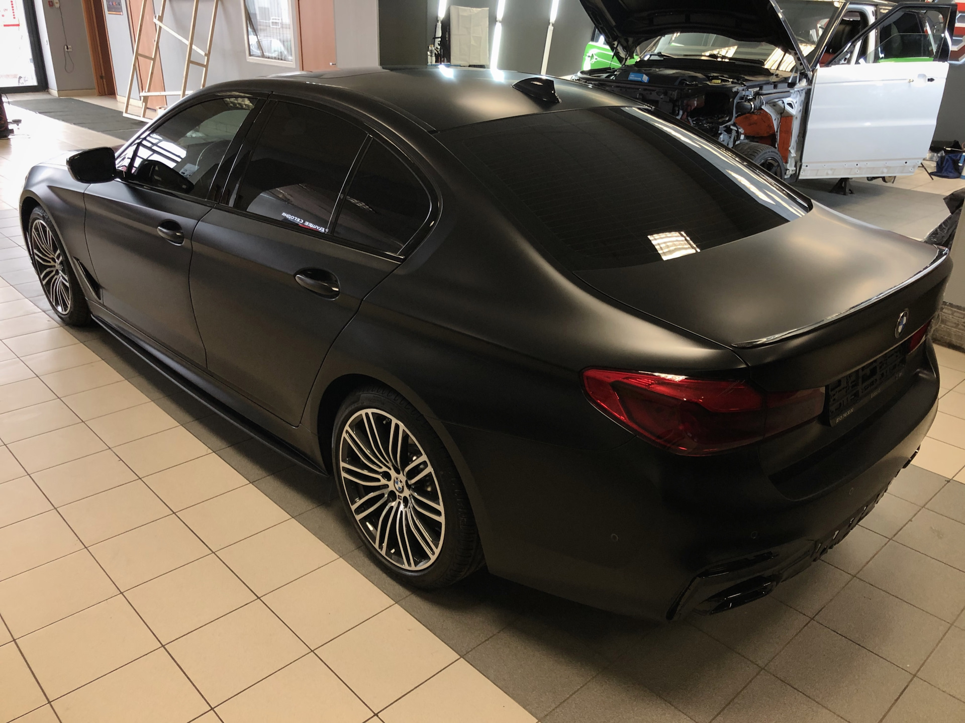 BMW g30 матовый черный
